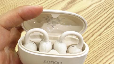 开放式耳机只能在运动场景中使用？别的场景中使用会觉得变扭？