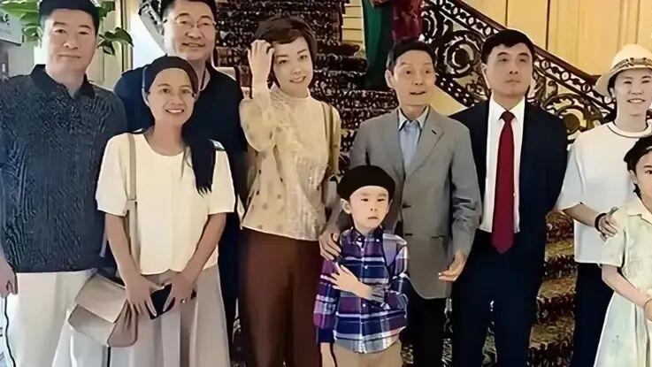 张怡宁的婚姻真相：当年嫁百亿富豪，如今合照惊呆众人