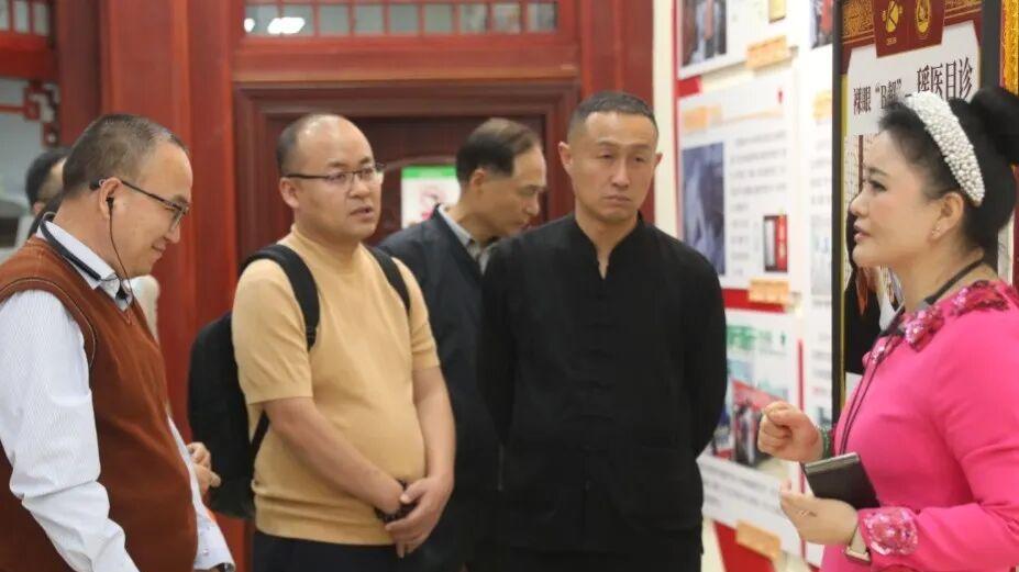 香山第125期总裁雅集在北京瑶医医院举办