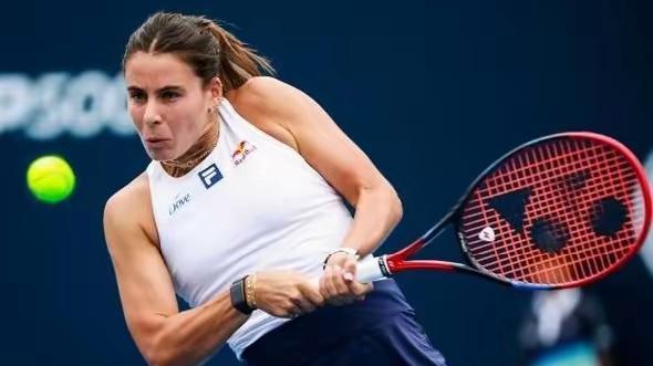WTA1000多哈站 纳瓦罗1-2不敌卡林斯卡娅 遭遇淘汰