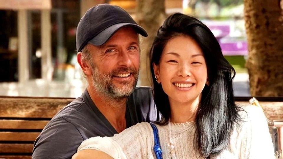 44岁吕燕近况曝光！嫁给大20岁法国贵族，如今混血儿子成为她的骄傲
