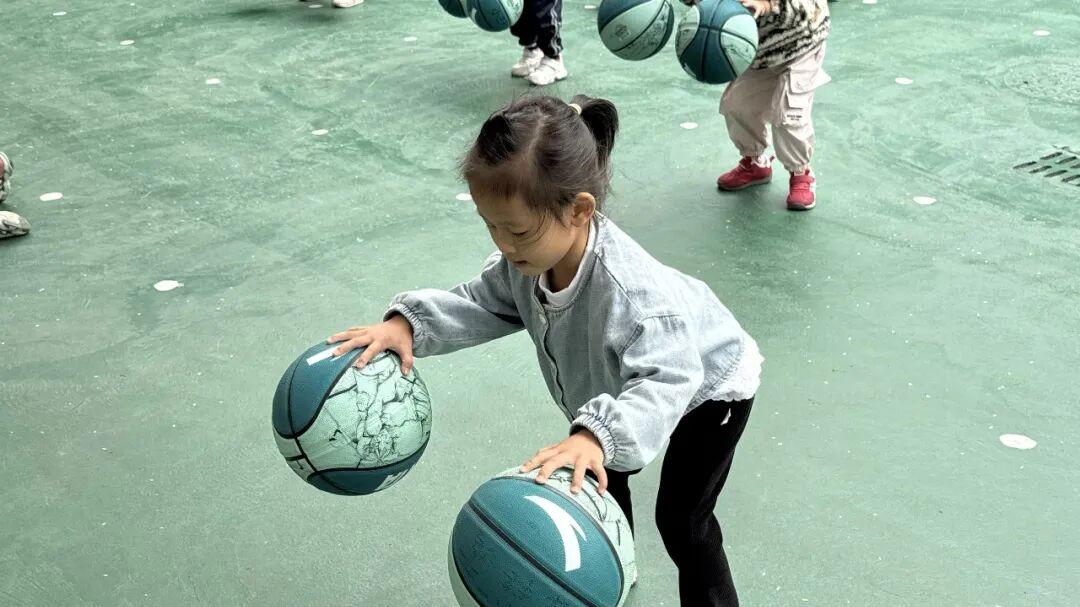 深圳新增基础教育学位17.3万个；东莞禁止幼儿园寒假前收学费…