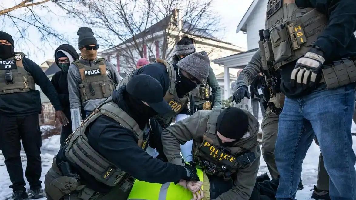 糟糕透顶，史上最差！特朗普怒怼超级碗中场秀，又是谁惹到他了？