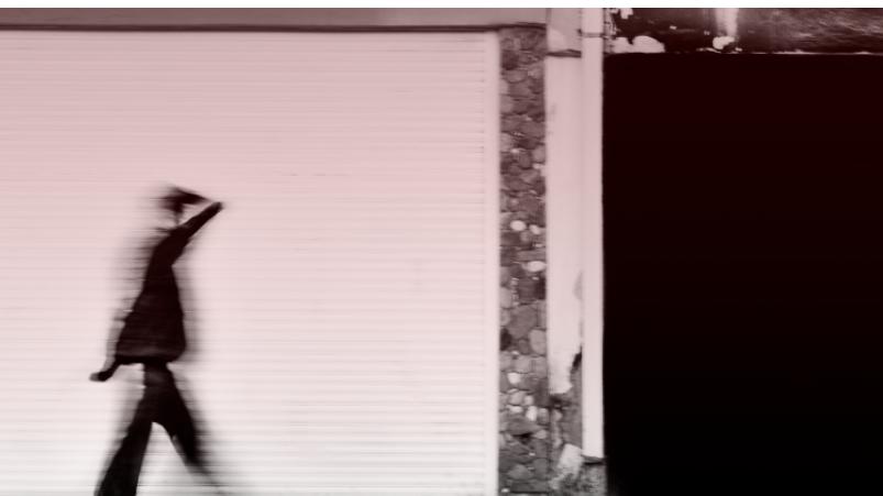 “口是心非”的秘密：当语言与身体矛盾时，你该相信谁？