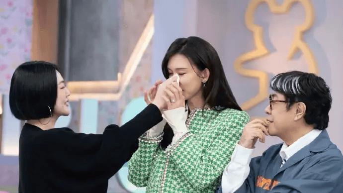 ​林志玲探班小S！坦言只为见她，激动落泪暖心鼓励