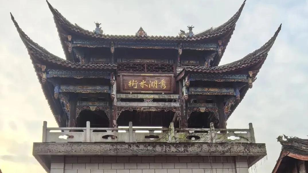 李连杰拍短剧“玩真的”？61岁功夫皇帝甘当绿叶，原因不简单！