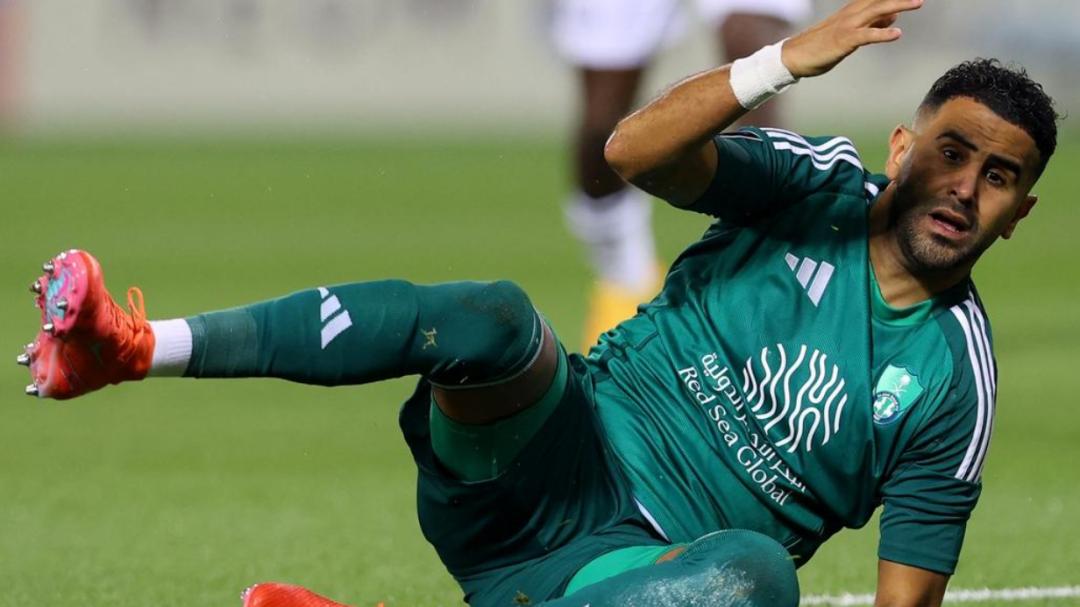 补时连丢两球！沙特豪门2-0领先遭史诗级逆转，C罗金靴悬了