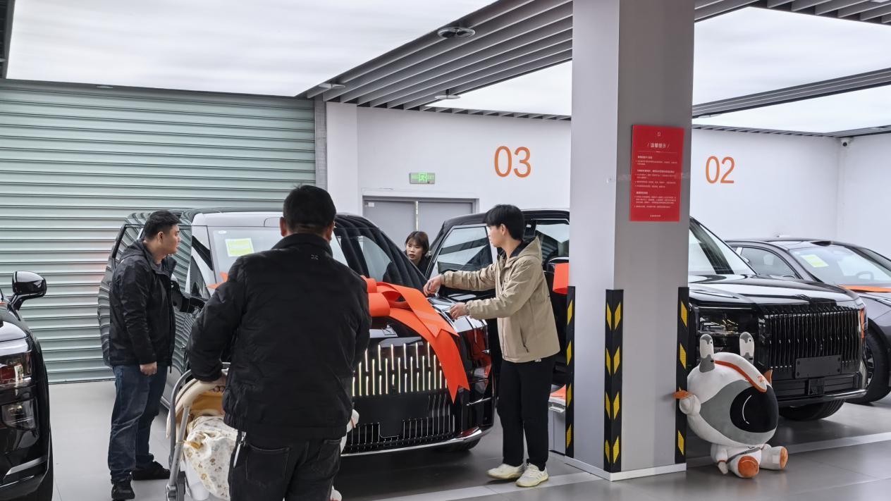 一步到位的家用车，极氪9X闭眼冲