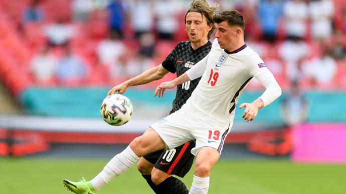 4-24足球比赛：鹿岛鹿角、莱比锡红牛、皇马、那不勒斯、朗斯和桑德兰！