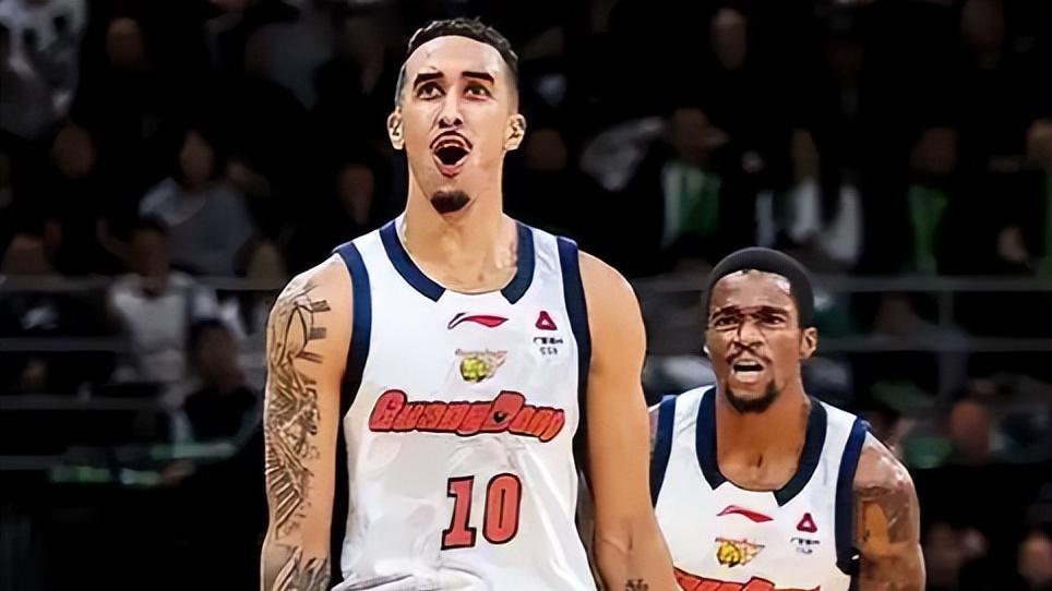 CBA最新积分榜：广厦7连胜，北控惨败23分，广东119-98吉林排第2