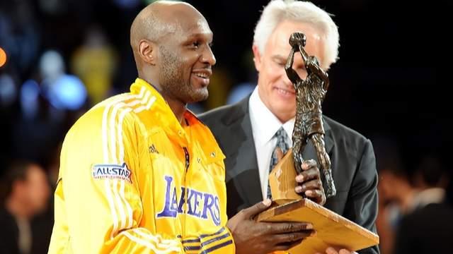 离谱！亿元前锋！NBA第一人！两冠功臣下海了？