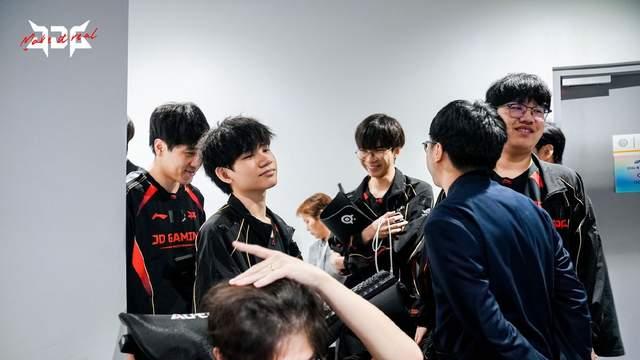 LPL第三赛段：TES和JDG再争小王，theshy能否将IG带出泥潭？