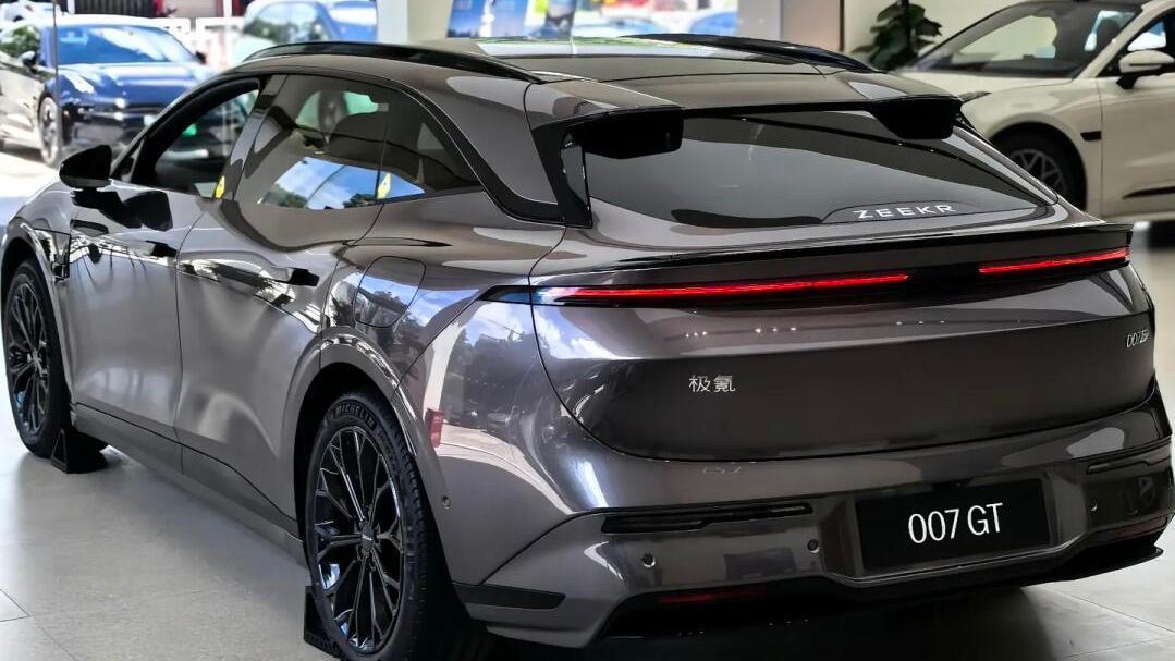 半年五款新车，拿下高端MPV后，华为系即将统治旅行车