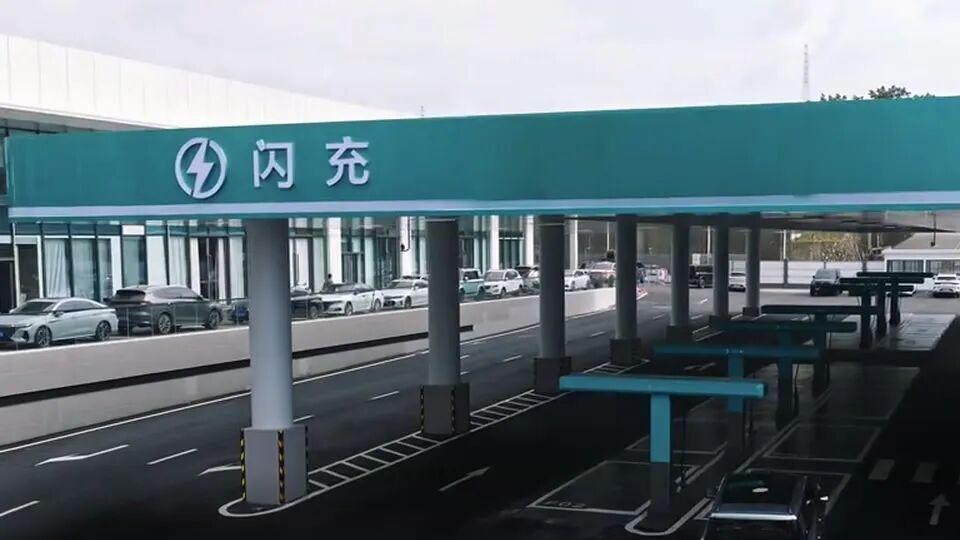 获工信部认可！比亚迪第二代刀片电池与闪充技术，入选重大创新成果