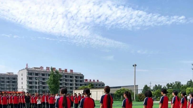 暑假临近，如何避免家里变成“第二战场”？