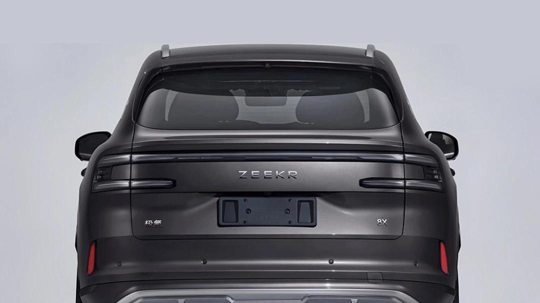 ​极氪8X：一场关于"全面豪华"的技术宣言