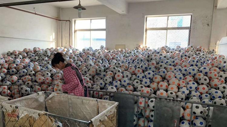 上门回收足球库存尾货