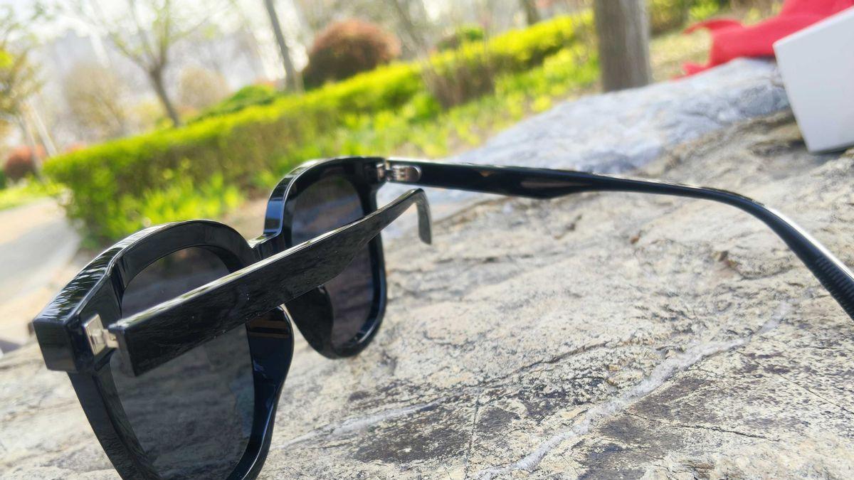 夏天阳光太刺眼？别乱挑太阳镜，米家方框偏光太阳镜直接闭眼入