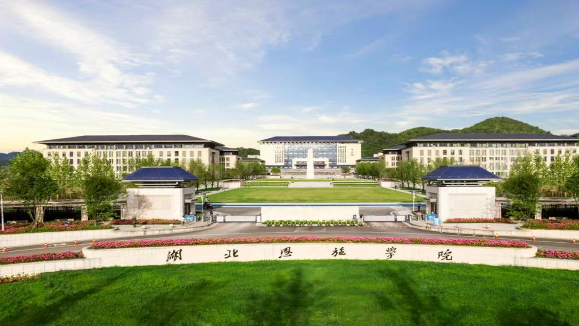 《校园影院天花板！99元畅看一学期》