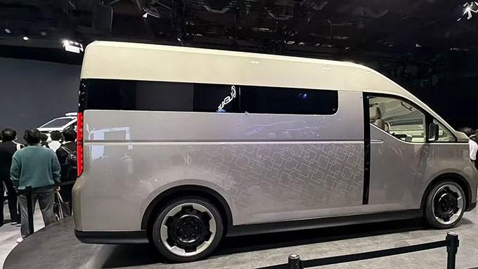 Toyota Hiace 大改款要取代 Previa「大霸王」？