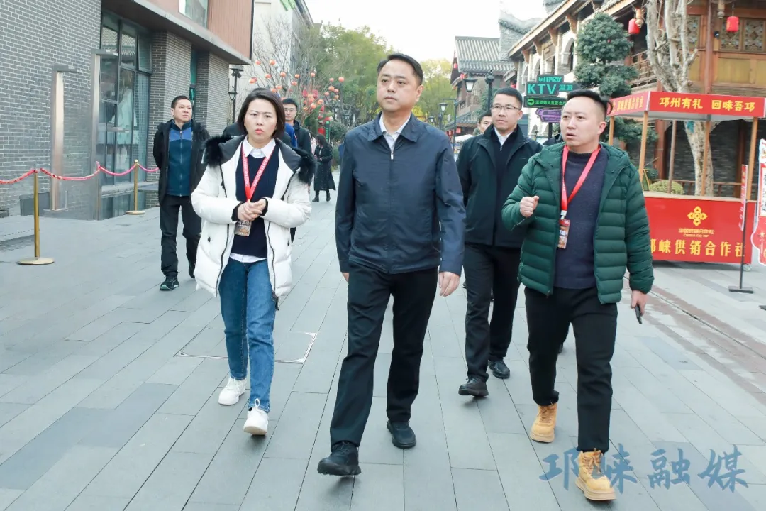 刘刚督导检查节前安全工作