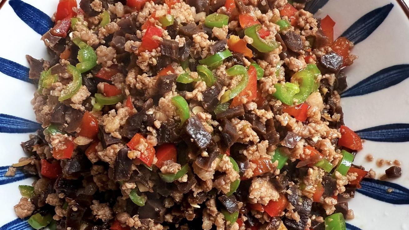 云南黑三剁：下饭神菜趣话