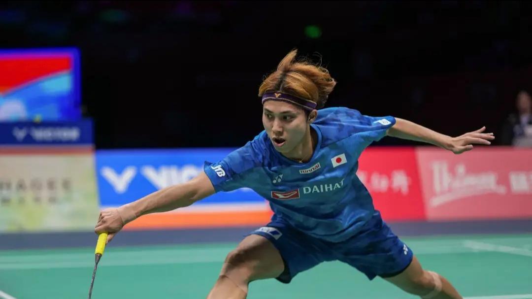 羽毛球亚锦赛 石宇奇2比0战胜日本奈良冈功大 晋级四强