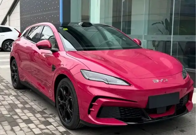 比亚迪2026款海豹06GT/海豹06DM-i旅行版实车曝光