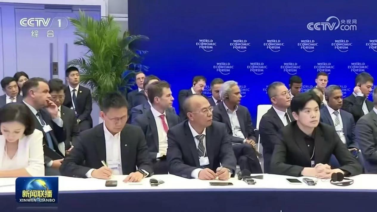 追觅科技俞浩受邀出席，2026夏季达沃斯总理座谈会！
