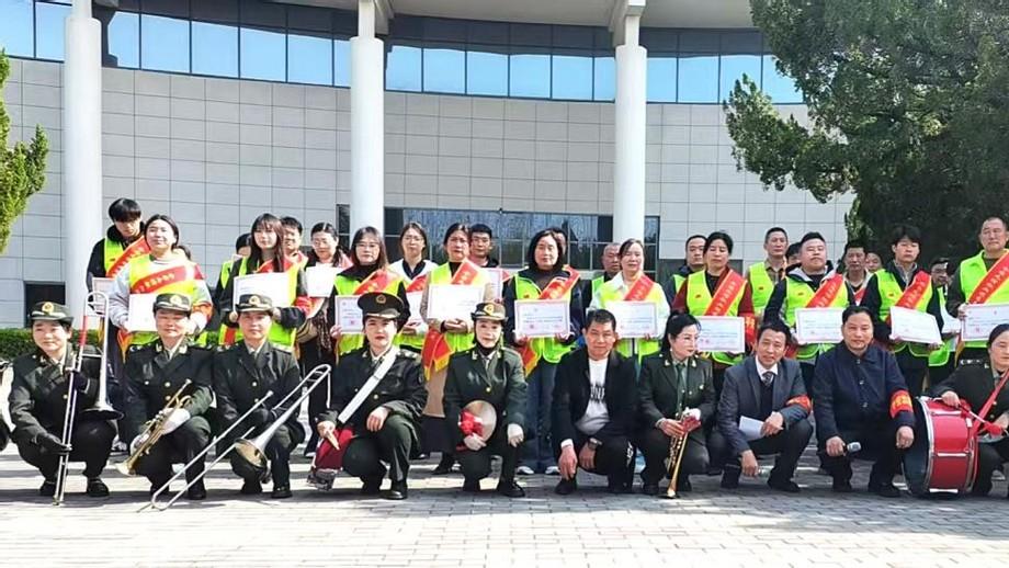 缅怀英烈守初心 传承精神践使命