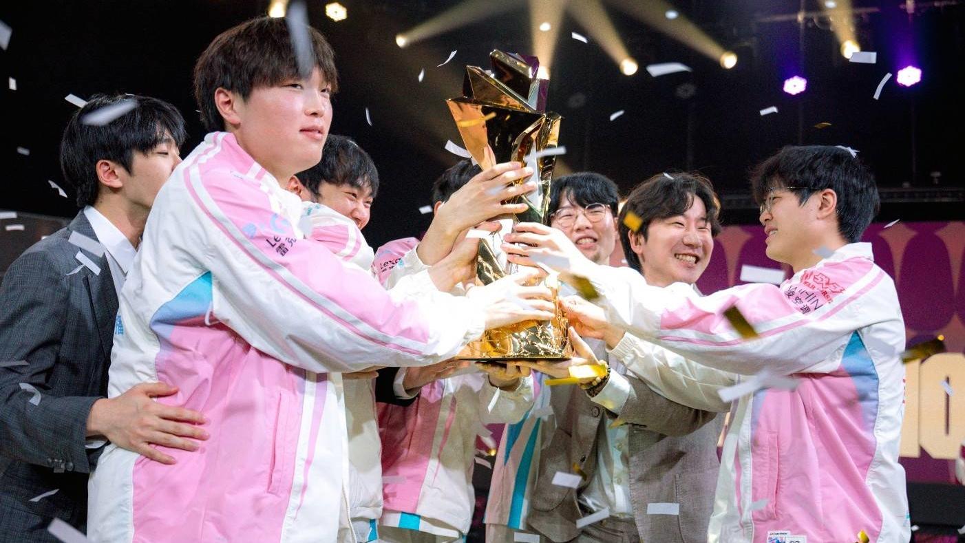 AL官宣冠军教练加盟！T1冠军皮肤曝光：Faker最终选择了岩雀？