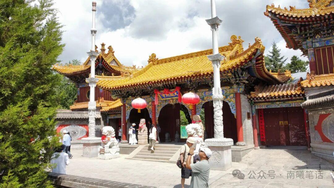 佛家笔话：居士，修行不在肤表而在人心