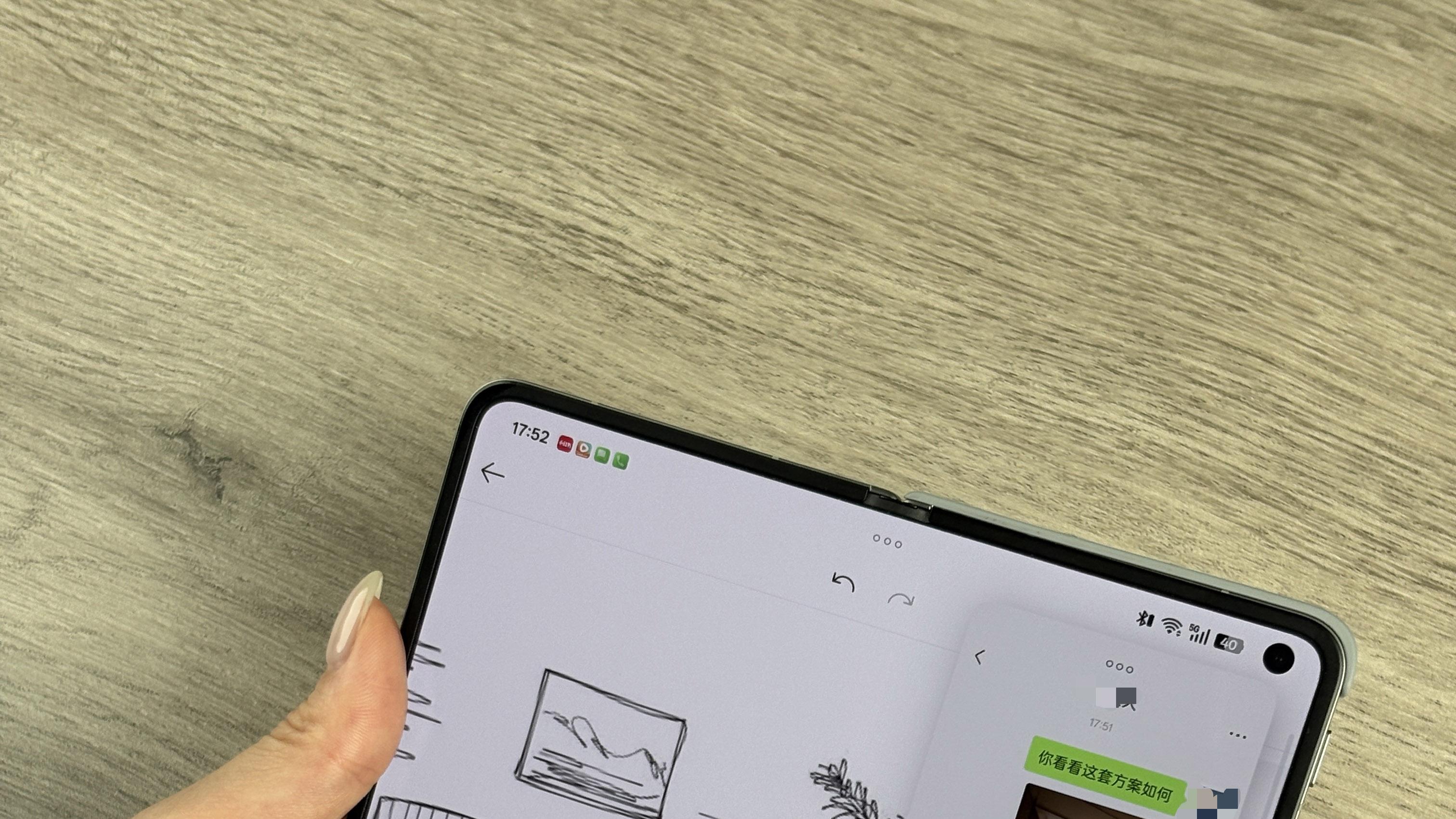 人在度假被甲方逼交效果图，靠手机苟住了？
