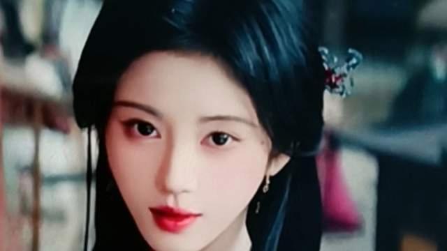 《月鳞绮纪》浅看一集，觉的画风、服装、妆容略微有点不搭呀！