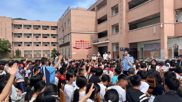 四川司法行政戒毒系统开展全民禁毒宣传月系列活动