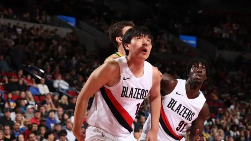 17+10+3，刚刚！主帅发声，杨瀚森进步显著...