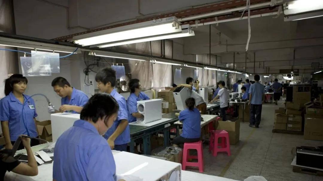 世界上有“0色差”的投影机吗？三色激光投影仪有多强？