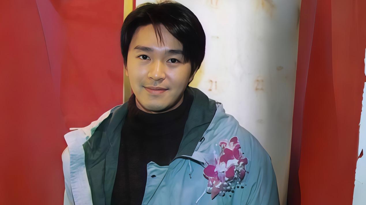 对周星驰很重要的这两个人，都在7月20日走了
