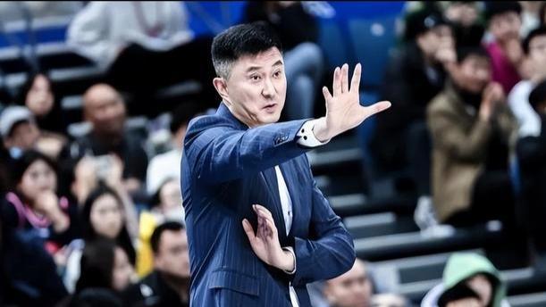 CBA常规赛广东客场86-99不敌山东