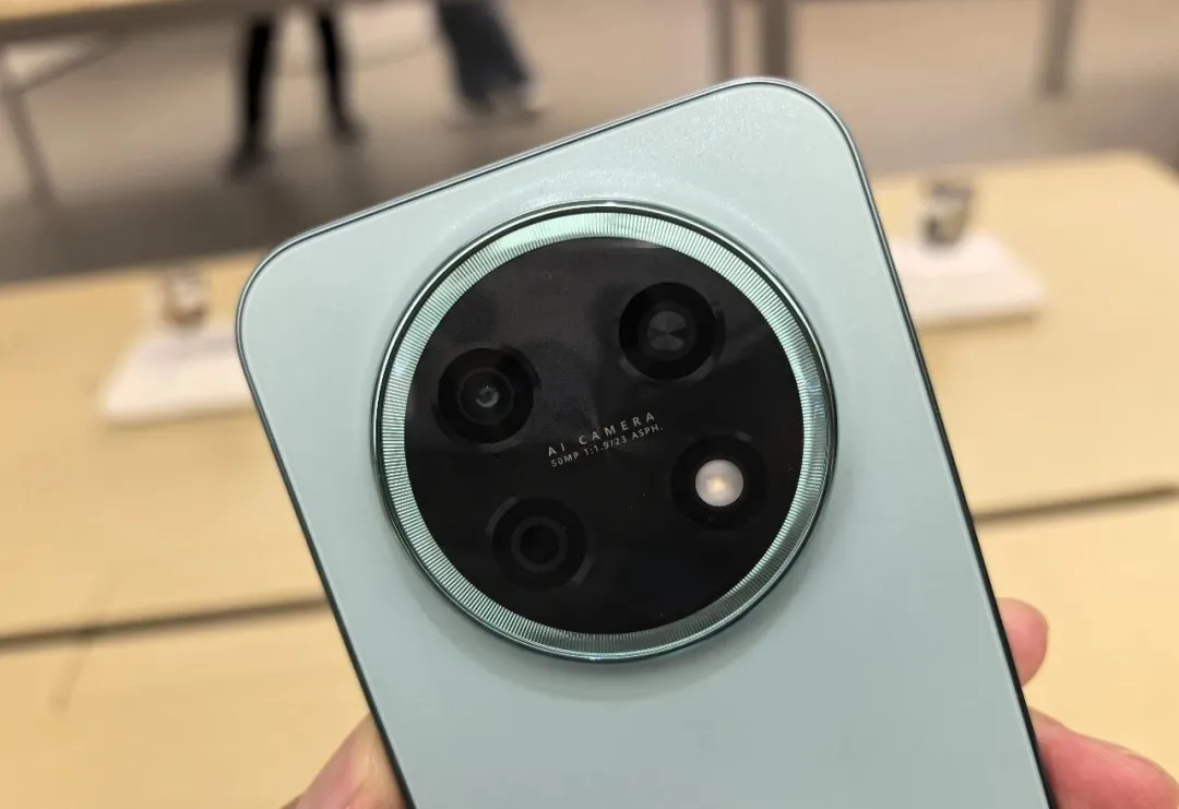 王者归位！华为畅享90重塑千元机