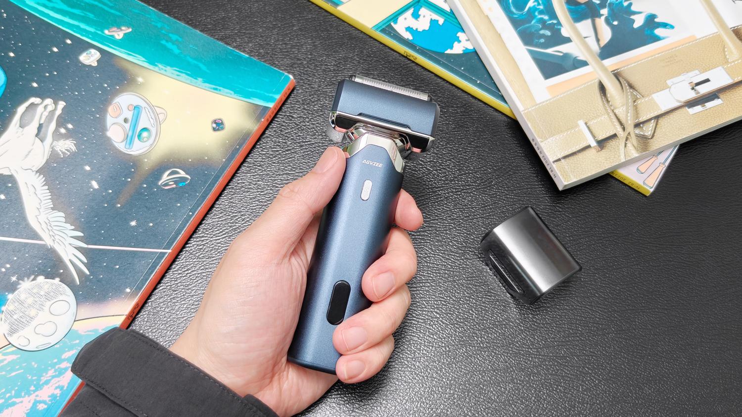 夹须、刮不干净？深度测评未野MRX剃须刀，13年深耕超常规性能