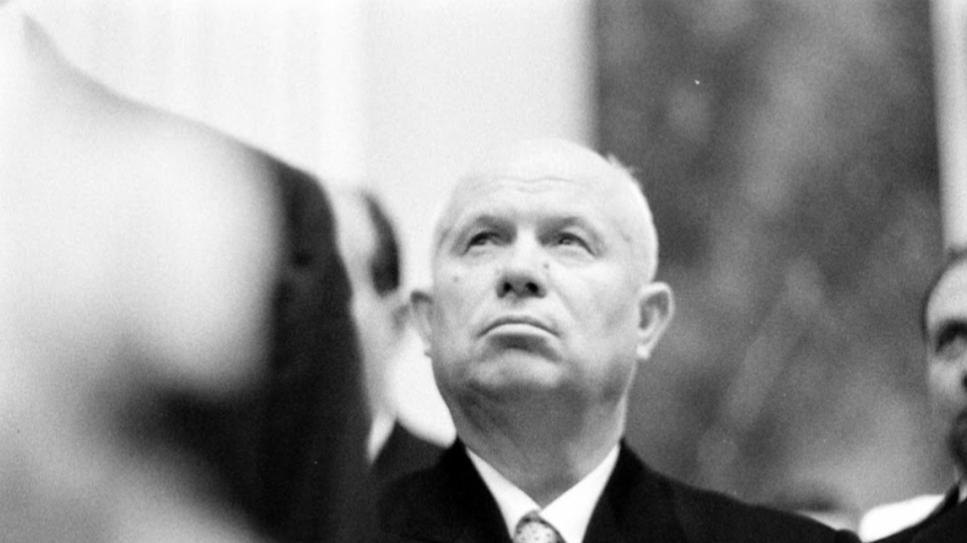 赫鲁晓夫输得有多冤？本可一步将死政变者，却犯了个愚蠢的错误