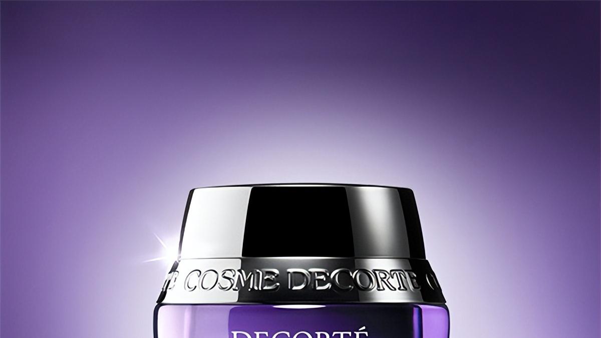 眼部有了眼袋 你至少老十岁 有效去眼袋的眼霜推荐