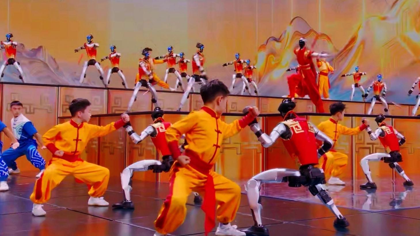 MWC炸场！OPPO Find N6惊艳外媒，连苹果都在抄国产作业？