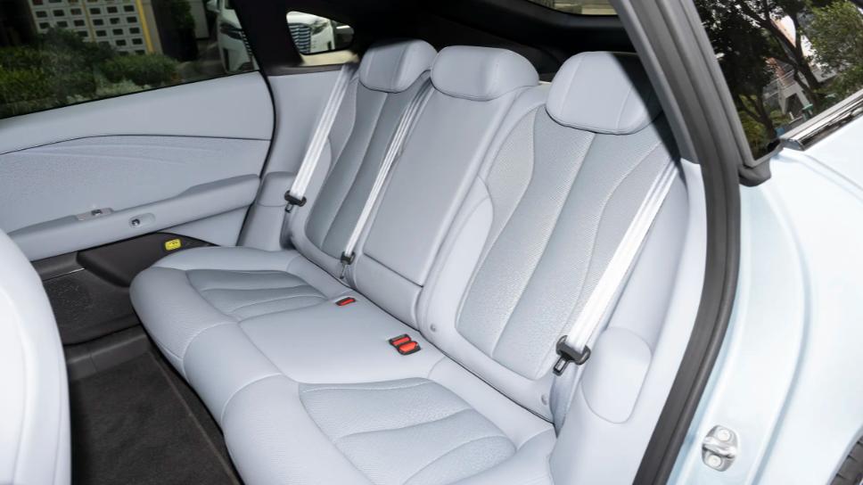 核心产品力再提升，2026款小鹏P7+有备而来，预计成为全球化车型