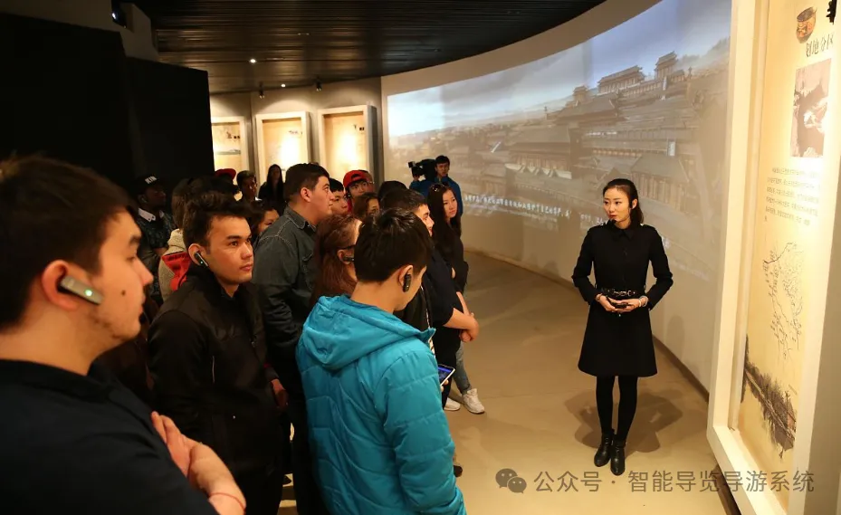 简约大气更适配商务！团队导览器，彰显企业科技服务实力