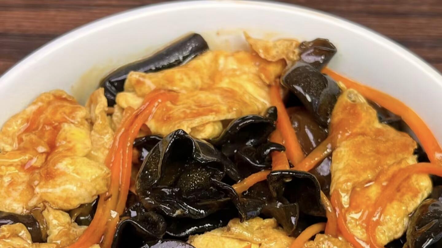 这道简单家常菜，承载着家的温暖，一口下去全是回忆！