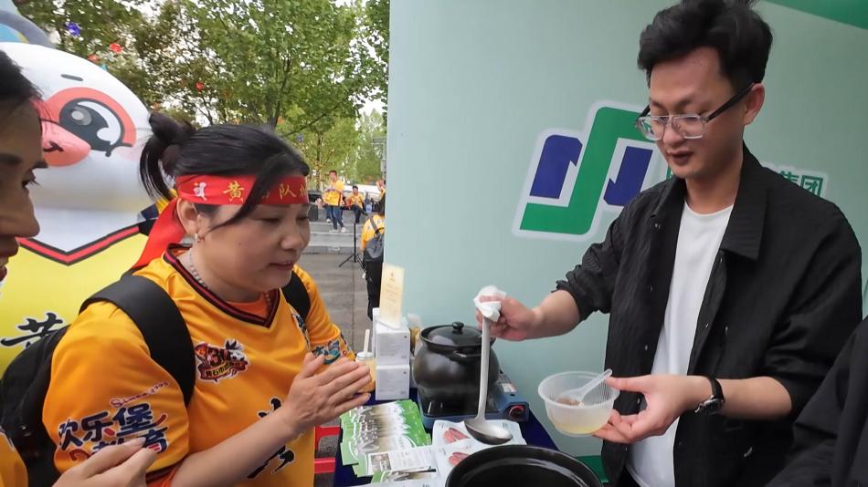 楚超揭幕战燃情上演！阳新千名球迷现场助力