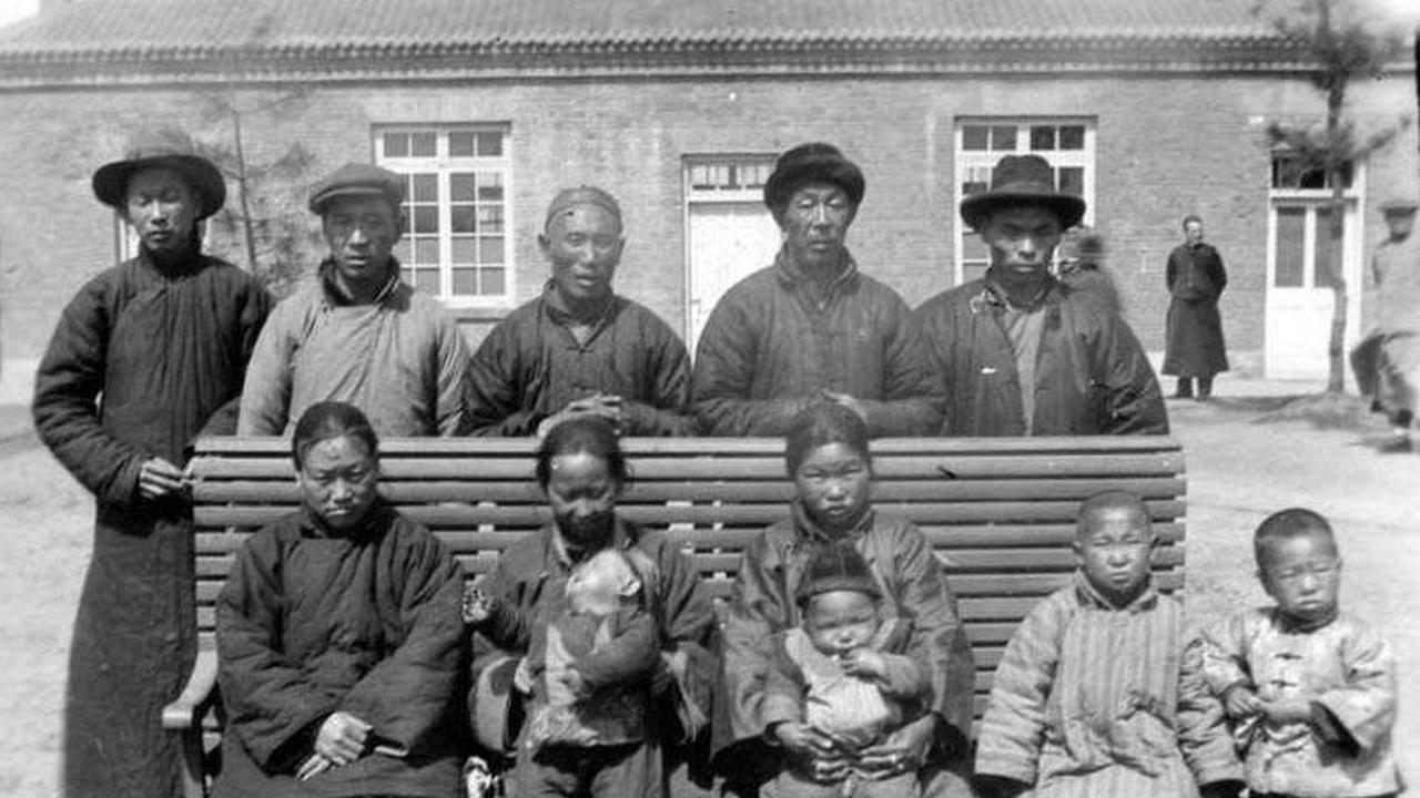 1947年，一架军机坠毁深山，为何却让各路军阀集体疯狂？