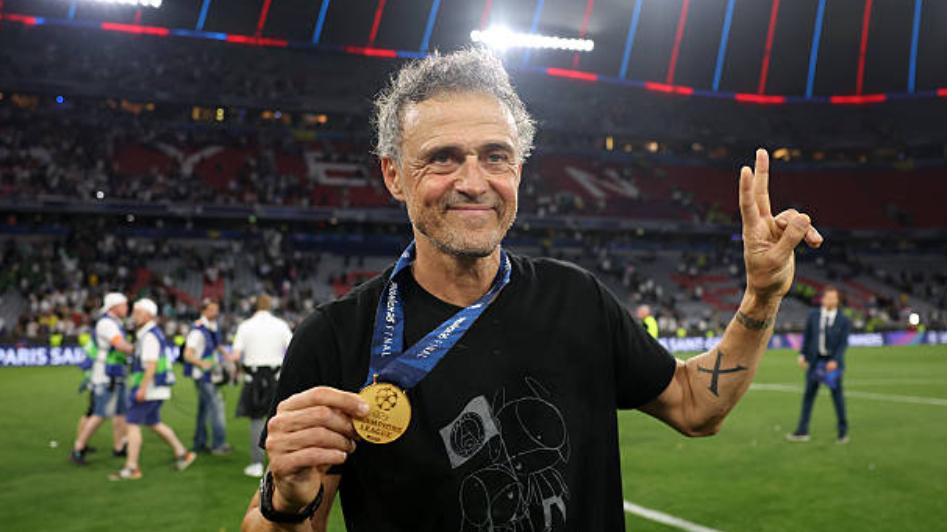 那个被骂“暴君”的男人，终于让全世界都闭了嘴